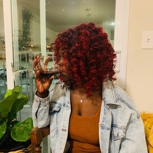 Meet your Posher, Gloria